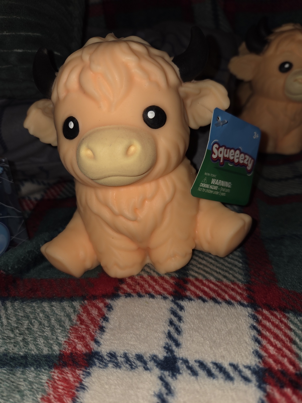 Squeeezy Highland Cow Plush NWT